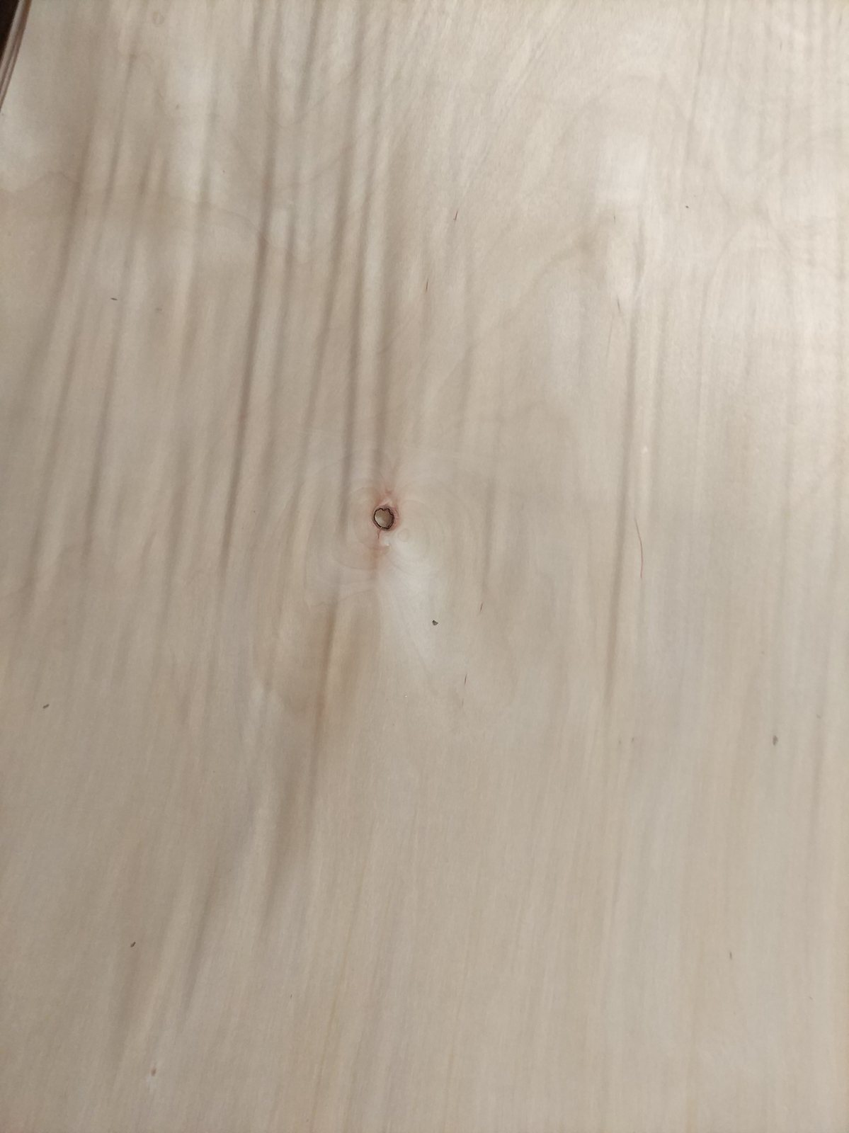 D grade birch veneer with a natural knot reference